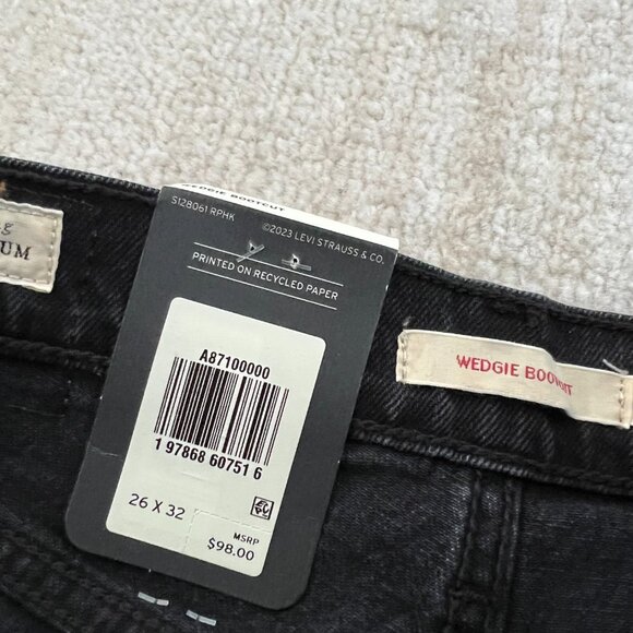 NWT Levi's Premium Wedge Bootcut High Rise Button Fly Jeans 26 - Picture 9 of 10